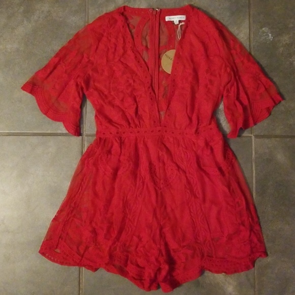 Red romper - Picture 2 of 3